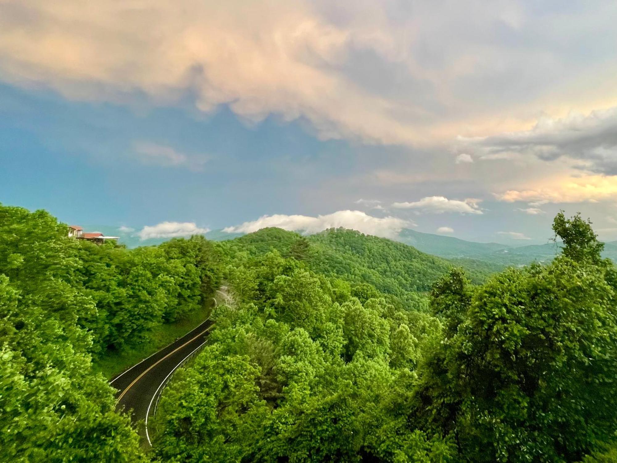 Skyline Village Inn Spruce Pine Ngoại thất bức ảnh