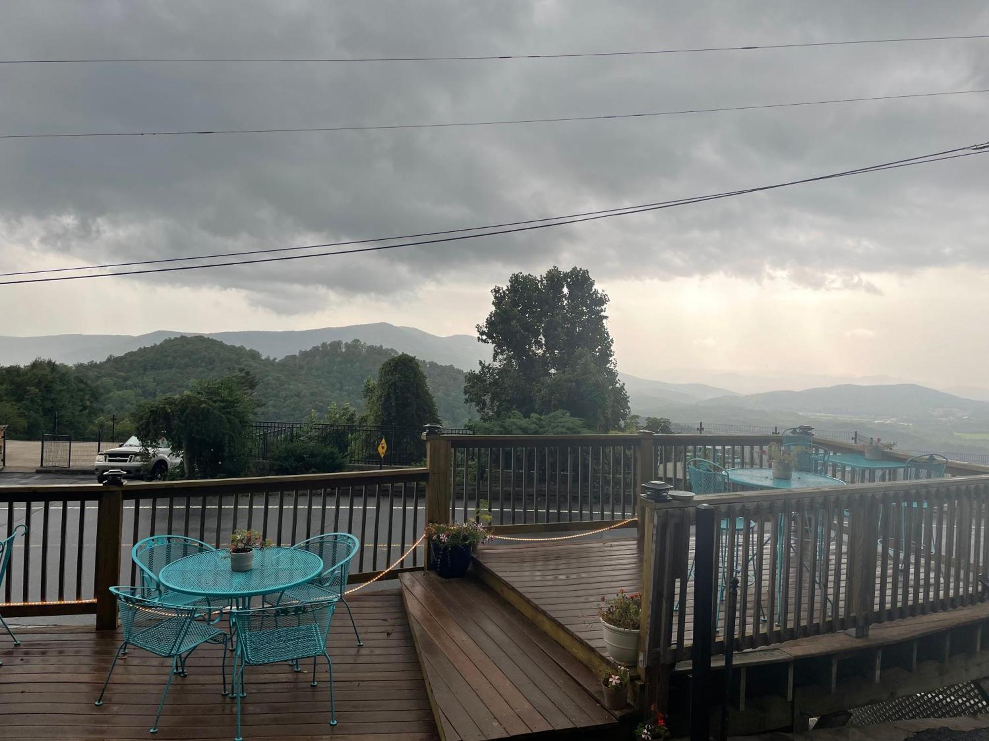 Skyline Village Inn Spruce Pine Ngoại thất bức ảnh