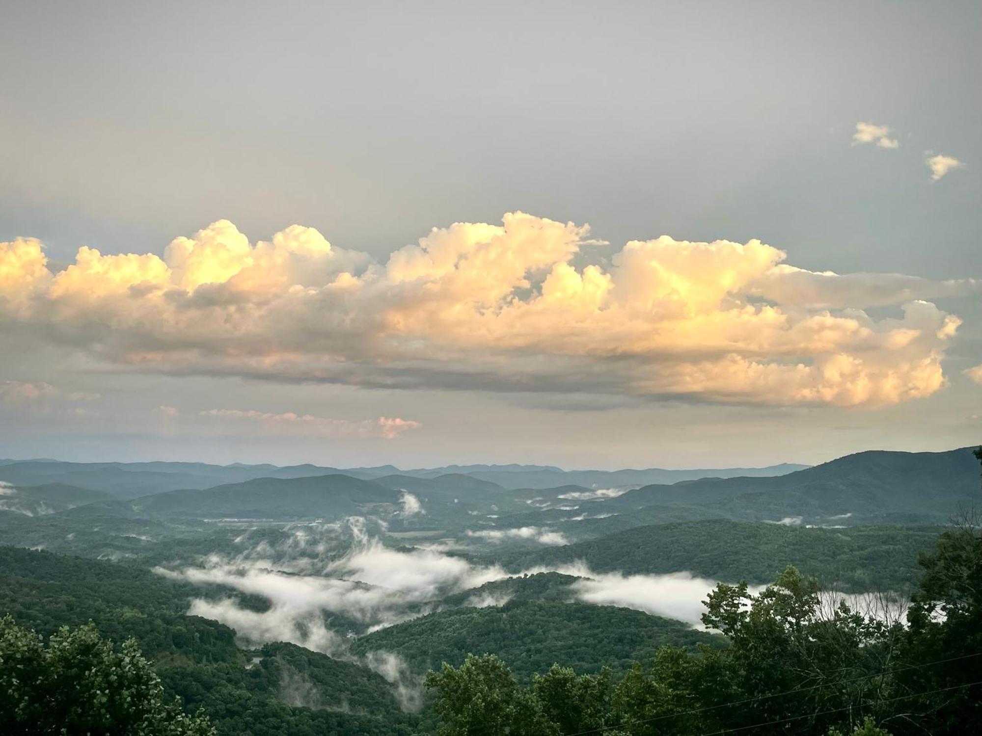 Skyline Village Inn Spruce Pine Ngoại thất bức ảnh